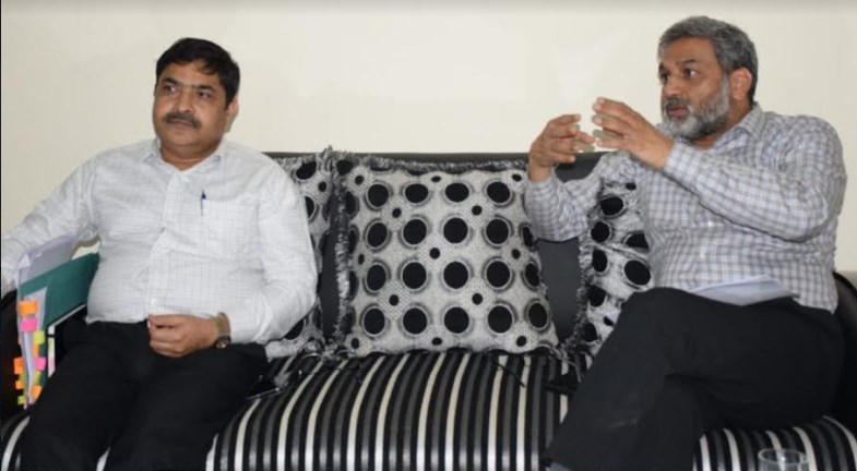 FCR visits Poonch, reviews functioning of Revenue Deptt.